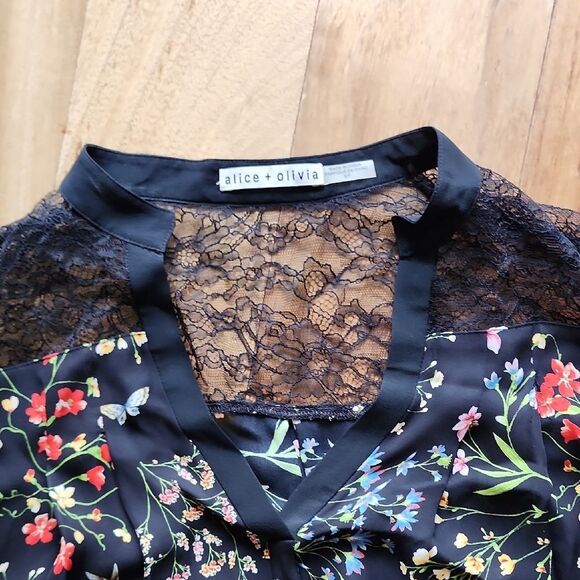 Alice + Olivia Black Lace Detail Top -100% Silk - Women's Size Small - Picture 3 of 6